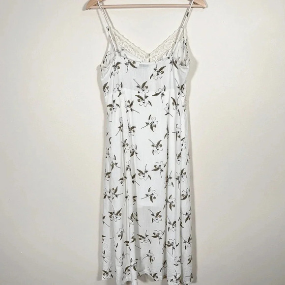 Lush Norstrom  Rack Midi Floral Dress - Picture 11 of 12